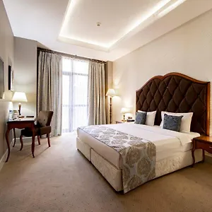 Sapphire Otel