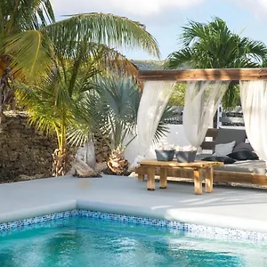 https://hakuna-matata-bonaire.comcaribbean.com